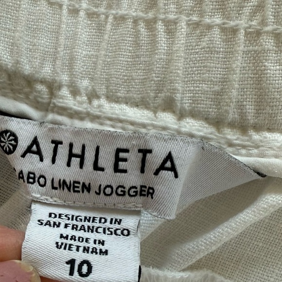 NWOT ATHLETA Cabo Linen Jogger Pants Calla Lily White Casual Active Women’s 10 - Picture 9 of 11
